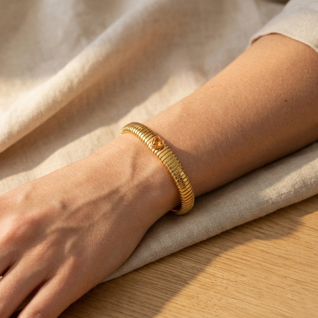 Tubogas Heart Bracelet – Retro Ribbed Stretch Bangle, Dainty Gift for Her