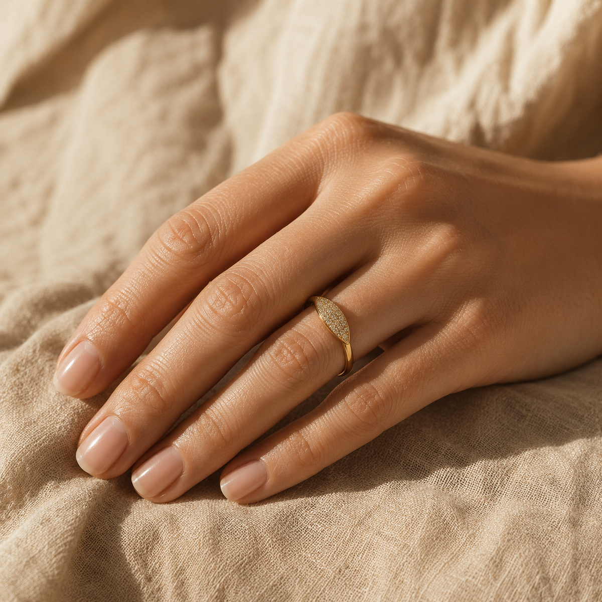 Gold Pavé Marquise Stacking Ring – Zierliches minimalistisches CZ-Band, verstellbar stapelbar Ring für Damen