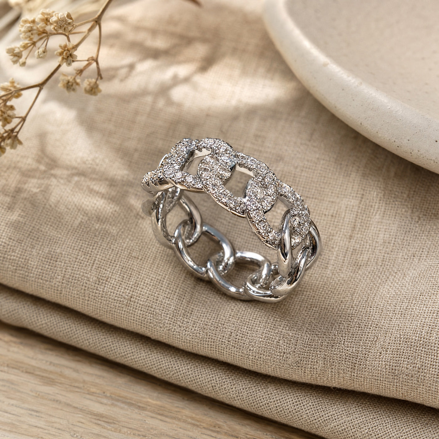 Gold Pavé Chain-Link Ring – Dazzling CZ Statement Ring, Stackable Gift for Her
